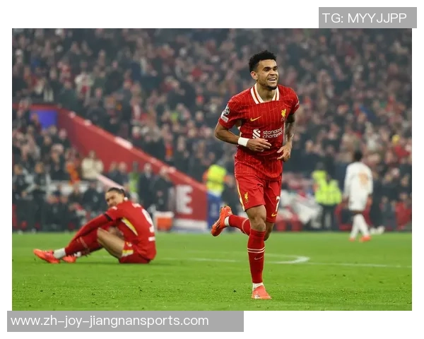 足球王石的传奇之路:从草根少年到世界顶级球星的奋斗故事 足球王石的传奇之路:从草根少年到世界顶级球星的奋斗故事