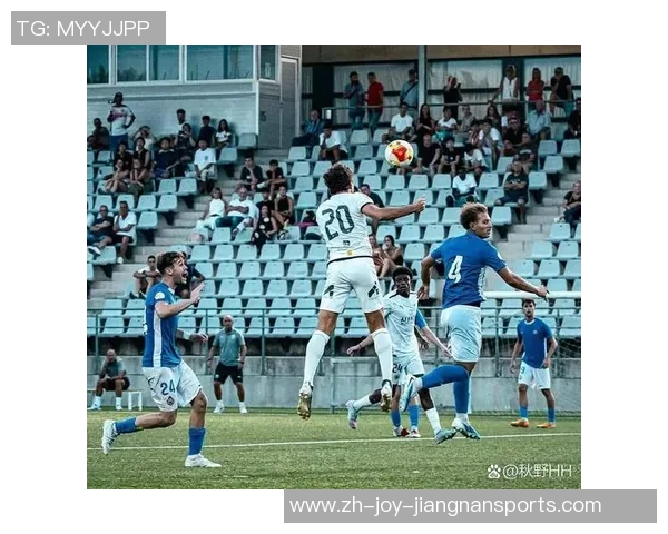 足球合影背后的故事:团结与梦想交织的瞬间 足球合影背后的故事:团结与梦想交织的瞬间